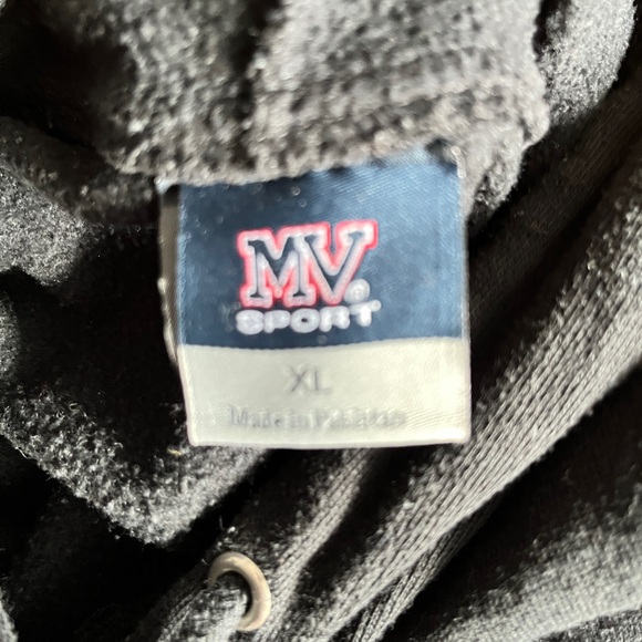 Seton Hall University hoodie - Picture 3 of 3